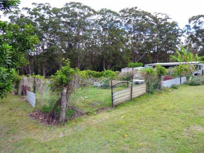 556 Back Creek Rd, Crows Nest QLD 4355