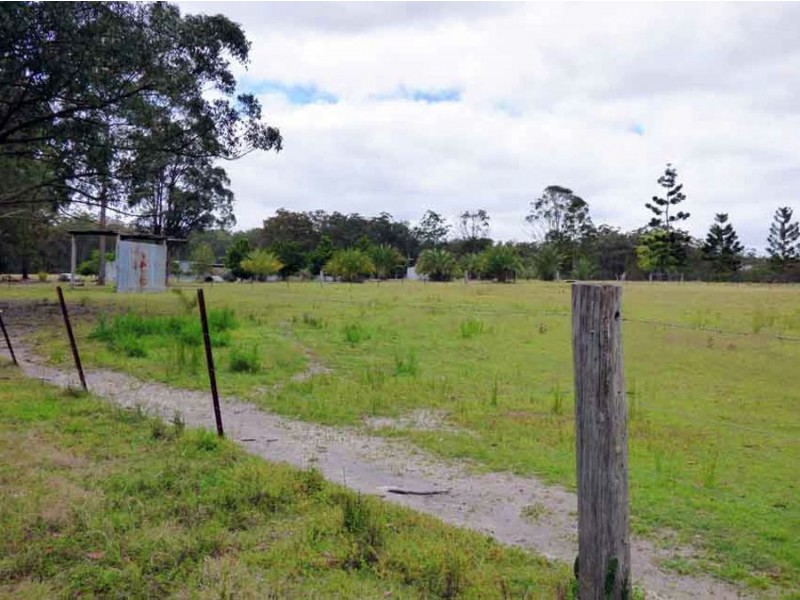 556 Back Creek Rd, Crows Nest QLD 4355