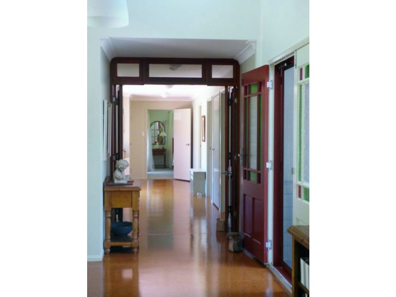 18 William St. Pechey., Crows Nest QLD 4355