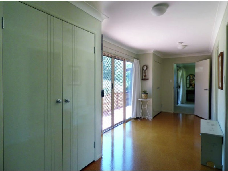 18 William St. Pechey., Crows Nest QLD 4355