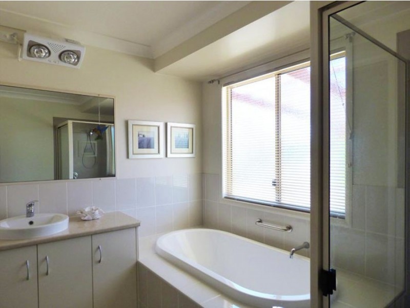 18 William St. Pechey., Crows Nest QLD 4355
