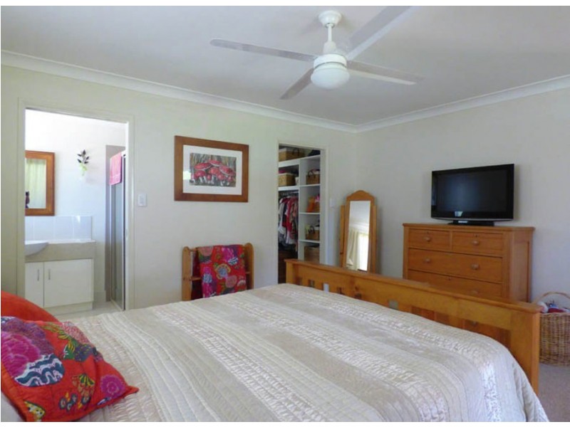 18 William St. Pechey., Crows Nest QLD 4355