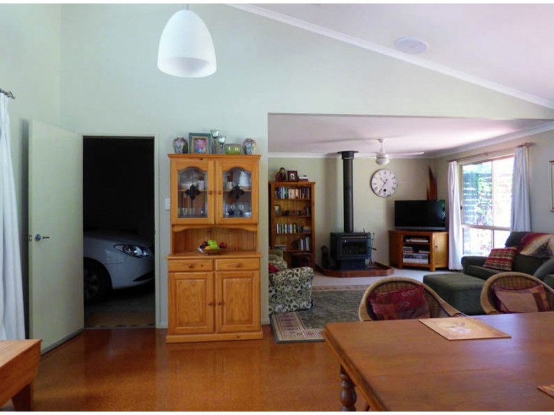 18 William St. Pechey., Crows Nest QLD 4355