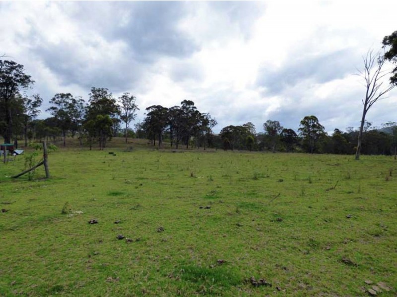 619 Parker Rd. Grapetree., Crows Nest QLD 4355
