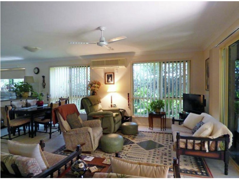 1 Lee Crt, Crows Nest QLD 4355