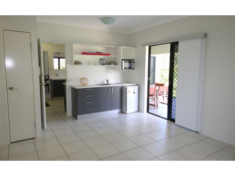 31 Howitson Dr, Balgal Beach QLD 4816
