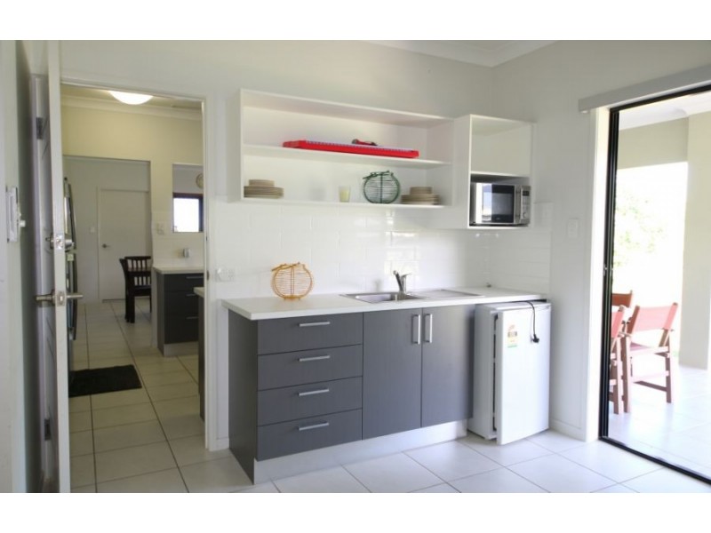 31 Howitson Dr, Balgal Beach QLD 4816