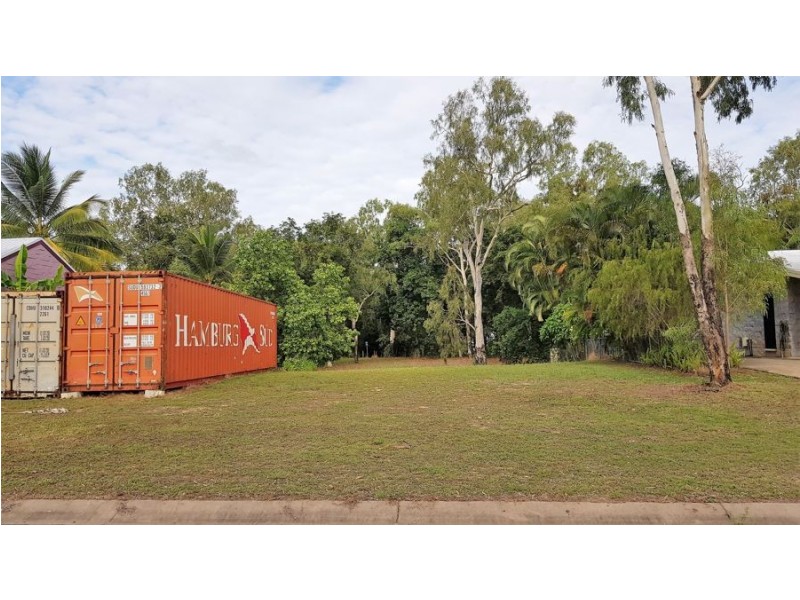 18 Madelaine Drive, Balgal Beach QLD 4816
