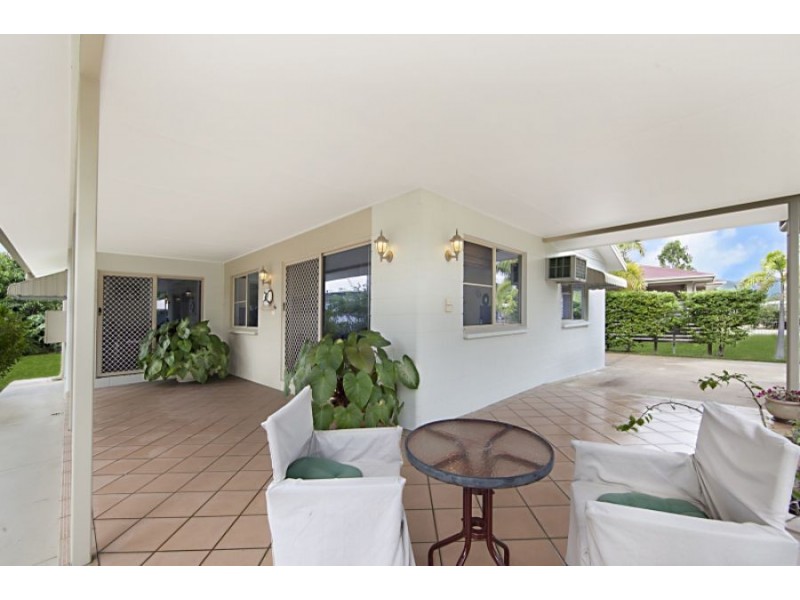 18 Augusta Drive, Balgal Beach QLD 4816