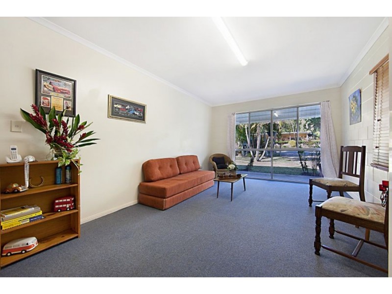 26 The Esplanade, Toolakea QLD 4818