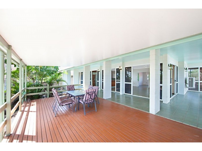 36 Howitson Dr, Balgal Beach QLD 4816