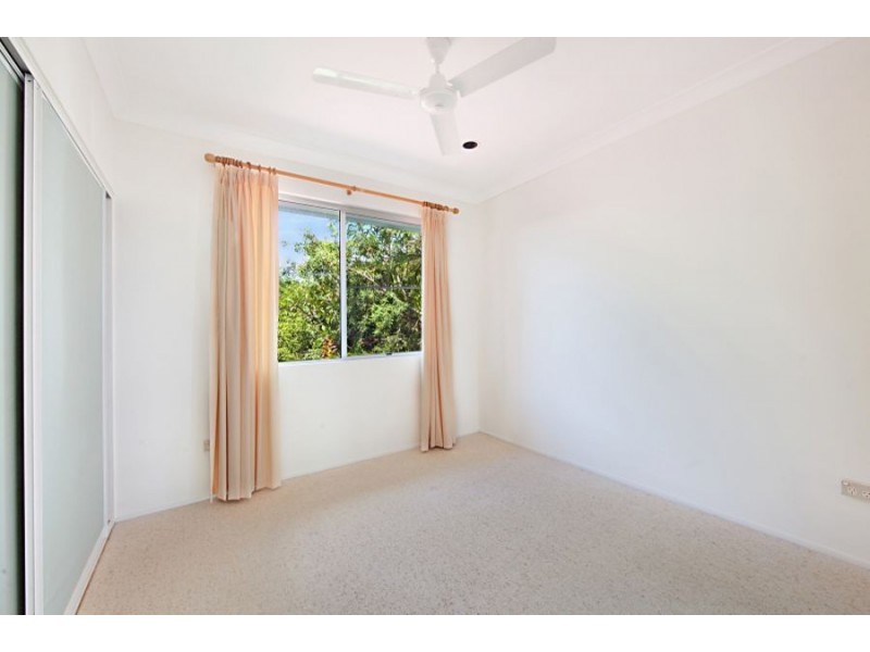 36 Howitson Dr, Balgal Beach QLD 4816