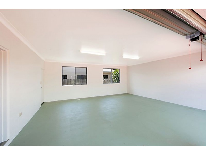 36 Howitson Dr, Balgal Beach QLD 4816
