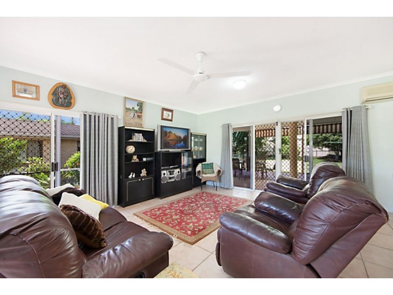 7 Fanning Court, Balgal Beach QLD 4816