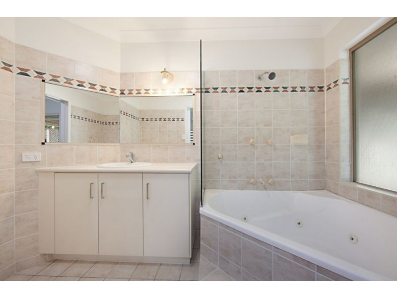 13 Augusta Drive, Balgal Beach QLD 4816