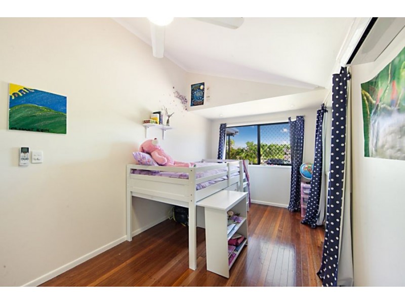 7 Medinah Crt, Balgal Beach QLD 4816