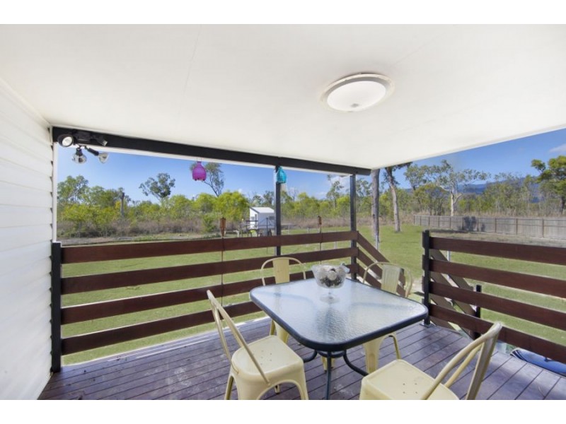 7 Medinah Crt, Balgal Beach QLD 4816