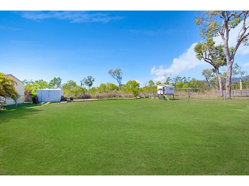 7 Medinah Crt, Balgal Beach QLD 4816
