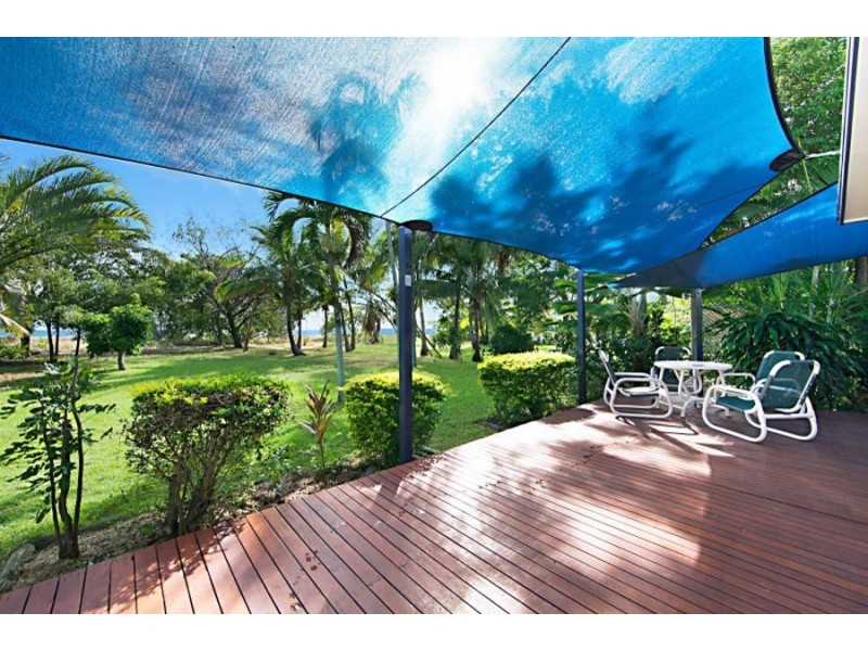 8 The Esplanade, Toolakea QLD 4818