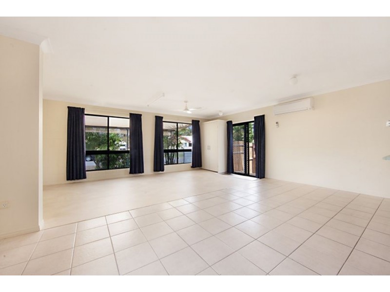 26 Borton Street, Balgal Beach QLD 4816