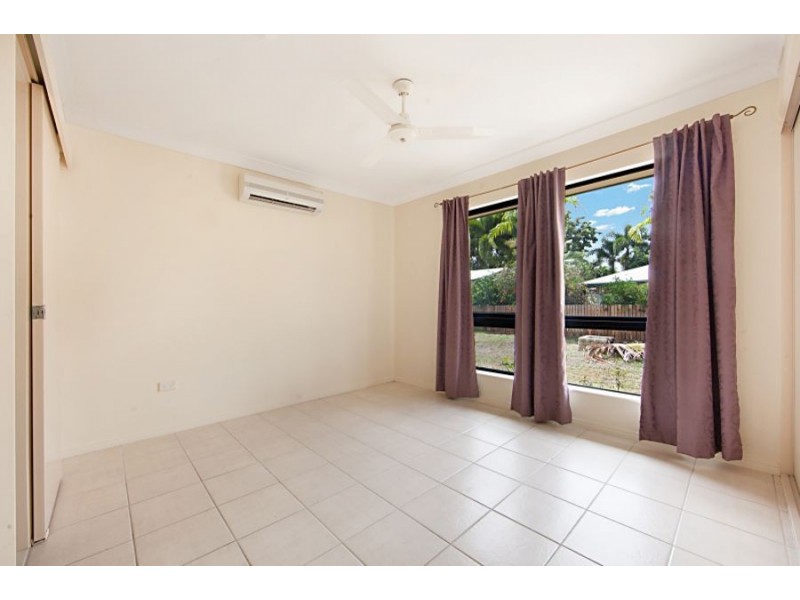 26 Borton Street, Balgal Beach QLD 4816
