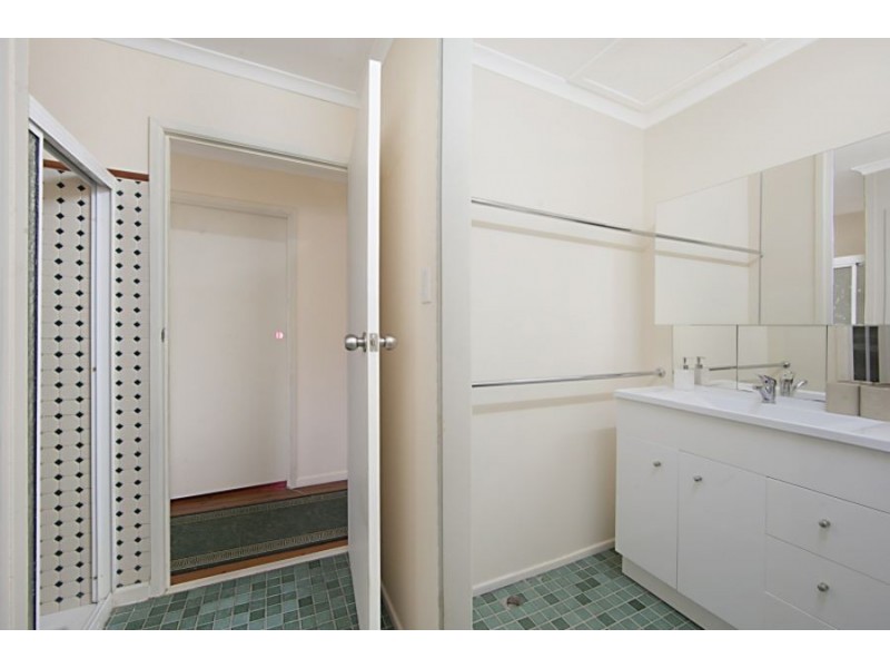 10 Howitson Street, Balgal Beach QLD 4816