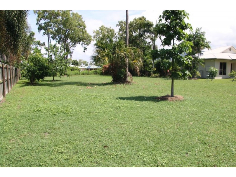 2 Virginia Crt, Balgal Beach QLD 4816