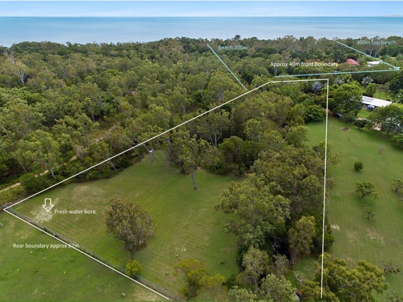 293 Ocean Parade, Balgal Beach QLD 4816
