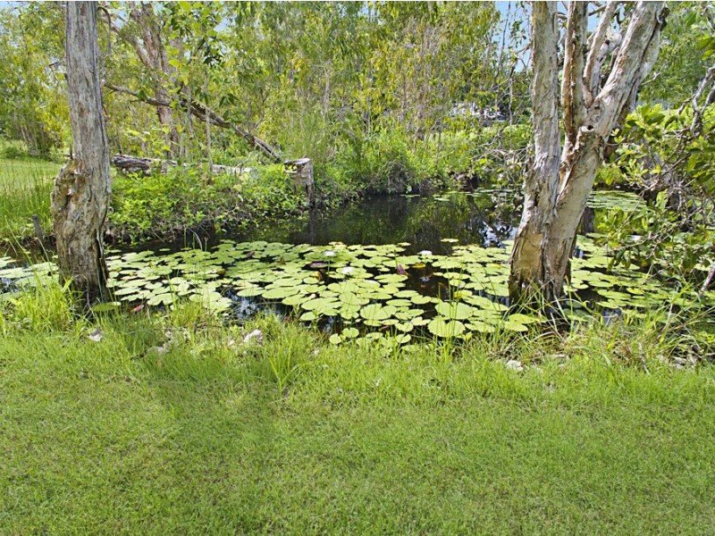 293 Ocean Parade, Balgal Beach QLD 4816