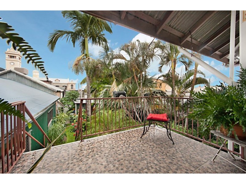 28 Gill Street, Charters Towers QLD 4820