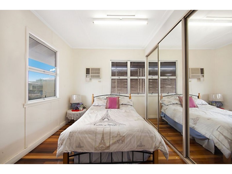 28 Gill Street, Charters Towers QLD 4820