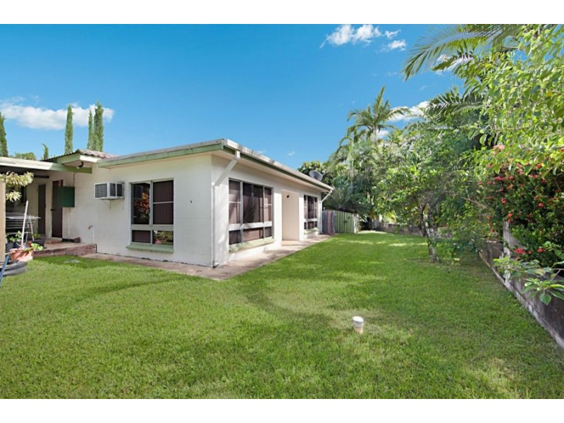 5 JOSE MARIA COURT, Balgal Beach QLD 4816