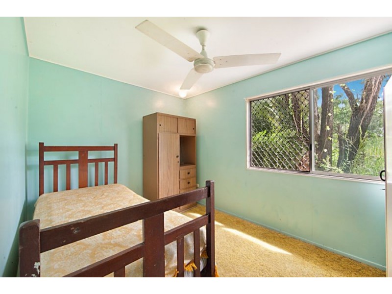 248 Balgal Beach Rd, Balgal Beach QLD 4816