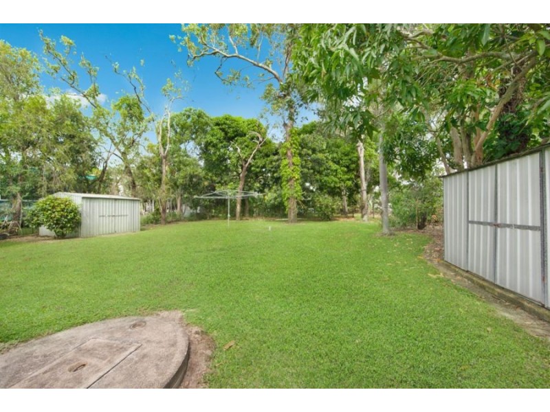 248 Balgal Beach Rd, Balgal Beach QLD 4816