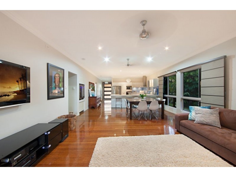 207 Balgal Beach Road, Balgal Beach QLD 4816