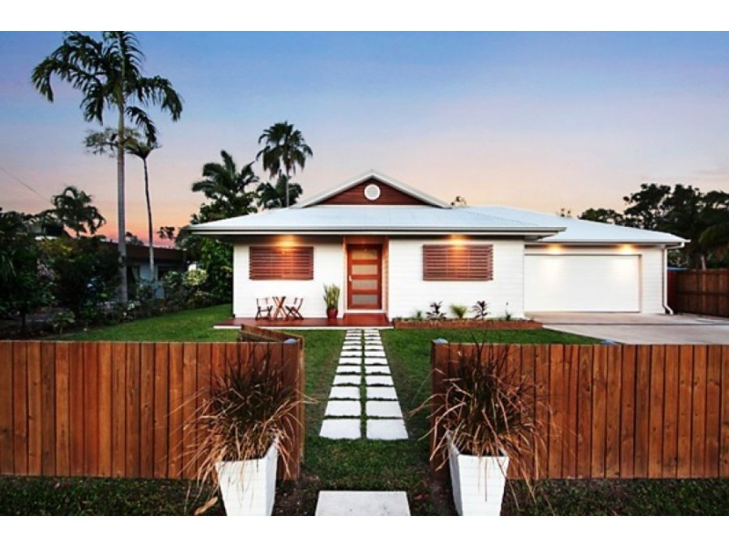 207 Balgal Beach Road, Balgal Beach QLD 4816