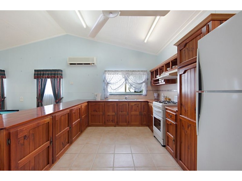 200 Balgal Beach Rd, Balgal Beach QLD 4816