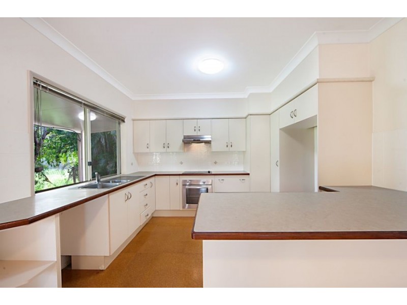 8 Borton St, Balgal Beach QLD 4816
