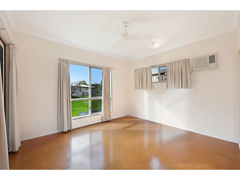 8 Borton St, Balgal Beach QLD 4816