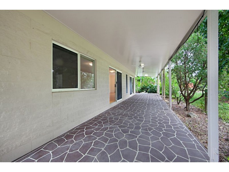 8 Borton St, Balgal Beach QLD 4816