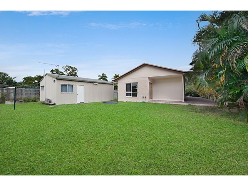 8 Borton St, Balgal Beach QLD 4816