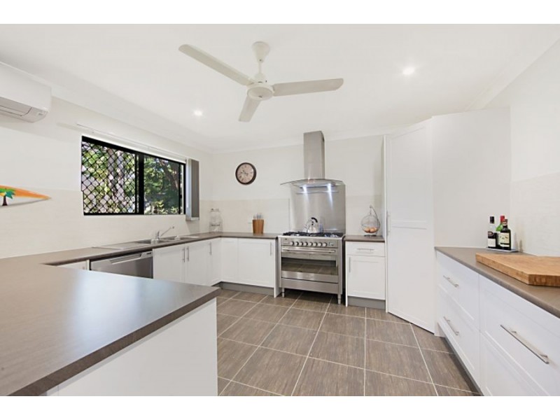13 Rollingstone St, Rollingstone QLD 4816