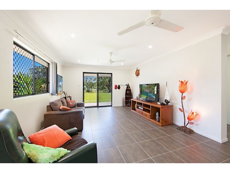 13 Rollingstone St, Rollingstone QLD 4816