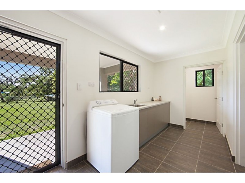 13 Rollingstone St, Rollingstone QLD 4816