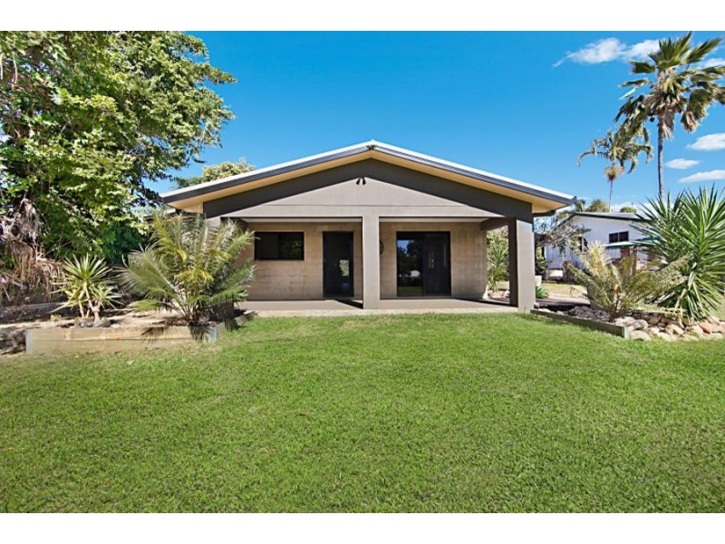 13 Rollingstone St, Rollingstone QLD 4816