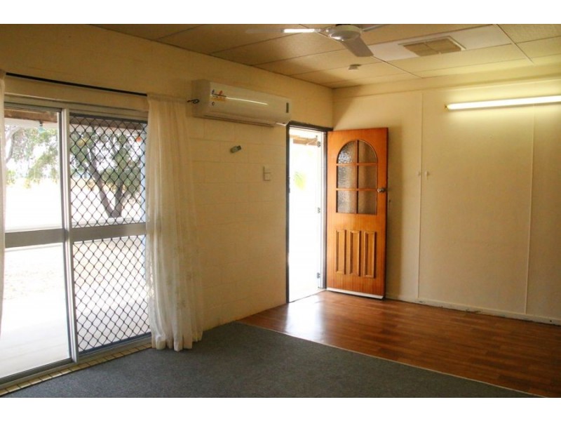 2 Swift Drive, Pentland QLD 4816