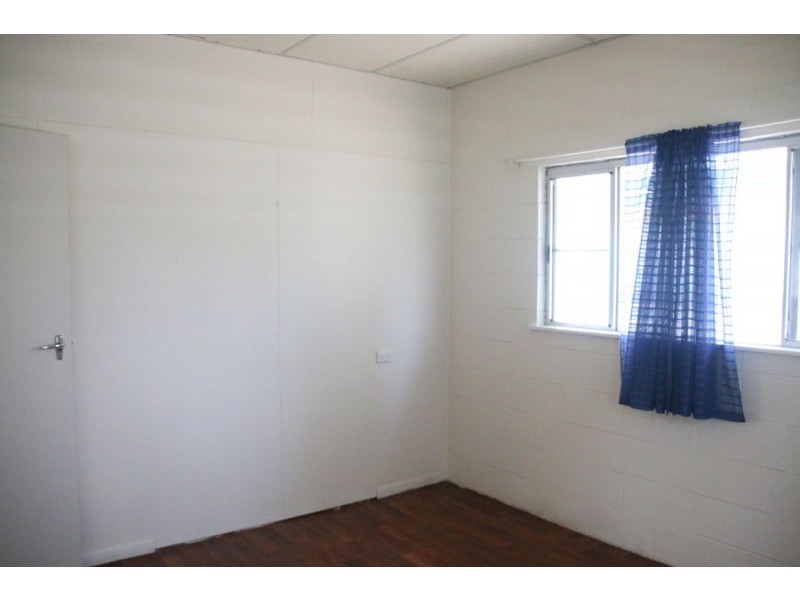 2 Swift Drive, Pentland QLD 4816