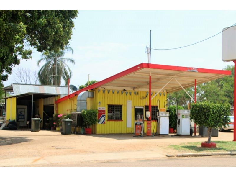 2 Swift Drive, Pentland QLD 4816