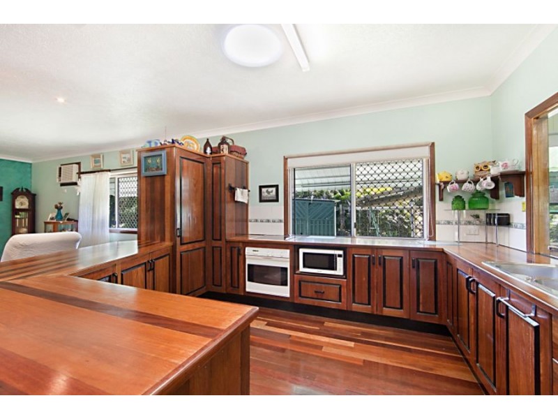 26 Howitson Dr, Balgal Beach QLD 4816