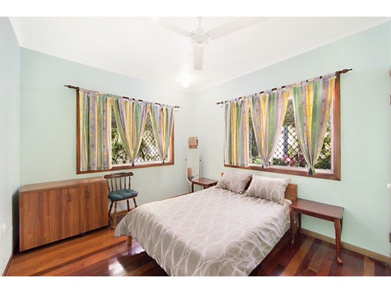 26 Howitson Dr, Balgal Beach QLD 4816